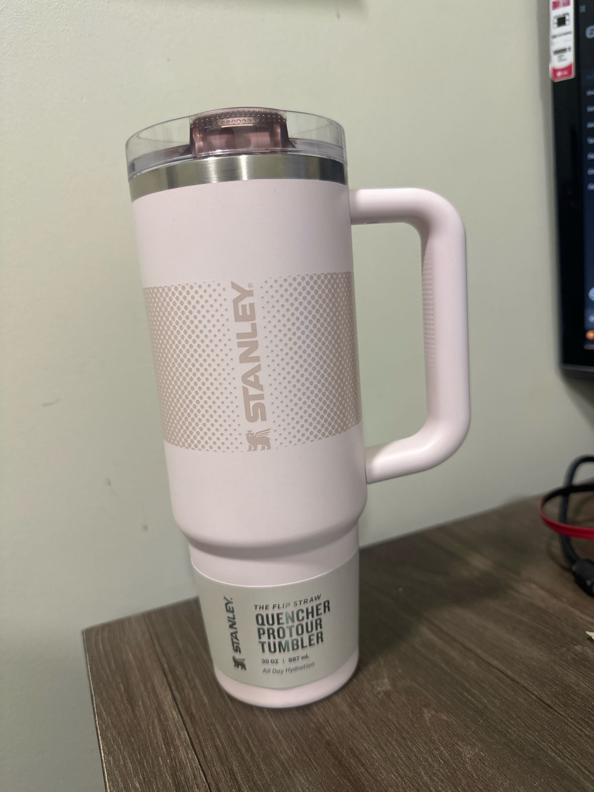 Termokrujka Stanley Quencher ProTour Flip Straw germetik qopqoqli 887ml