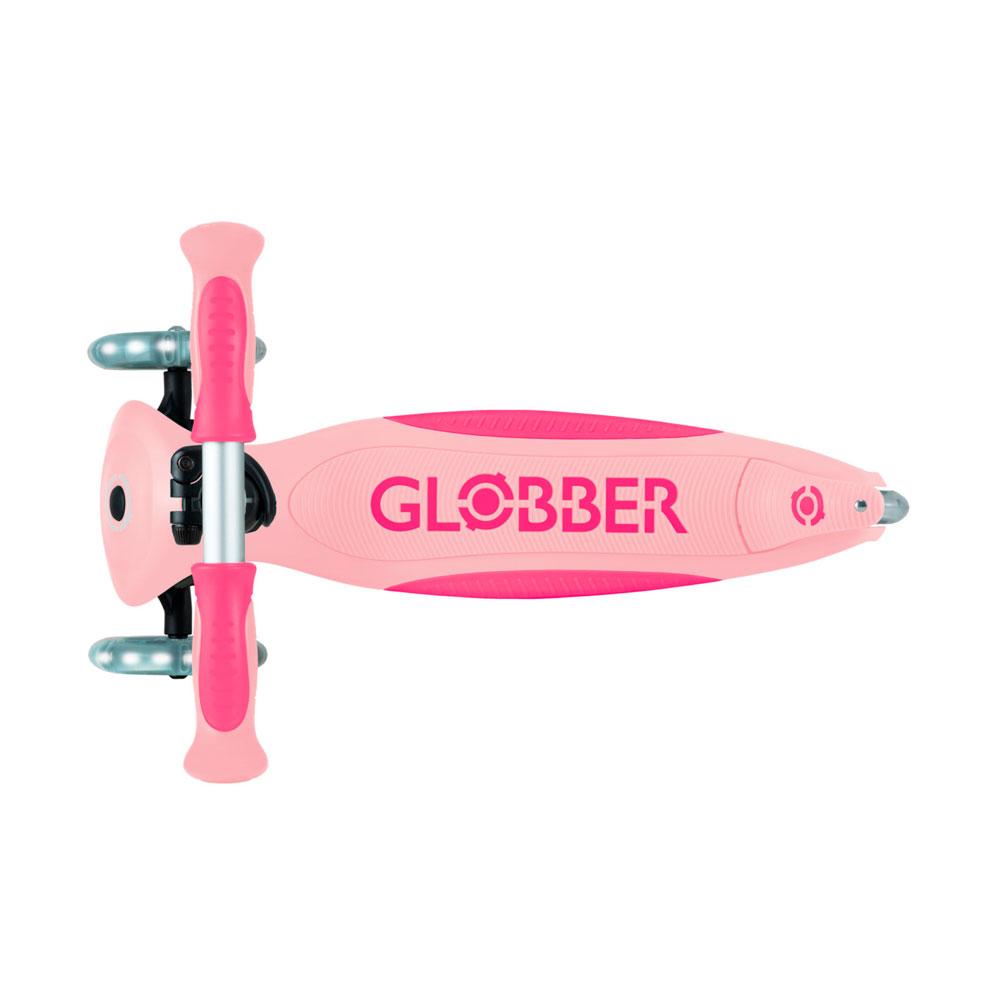Трехколесный самокат Globber Go Deluxe Flash Lights Pastel Pink
