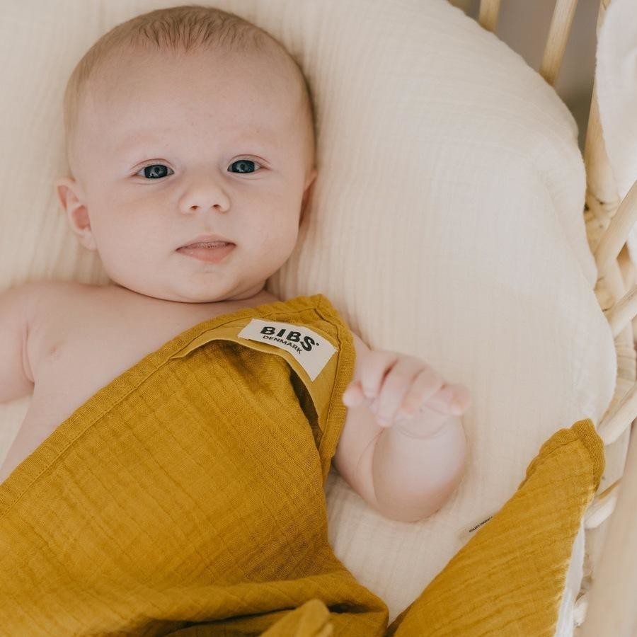 Муслиновая пелёнка BIBS 120х120 см горчичная для новорождённых