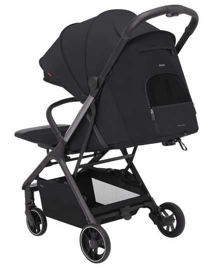 Прогулочная коляска Carrello Nova Coral Black складная от 6 месяцев